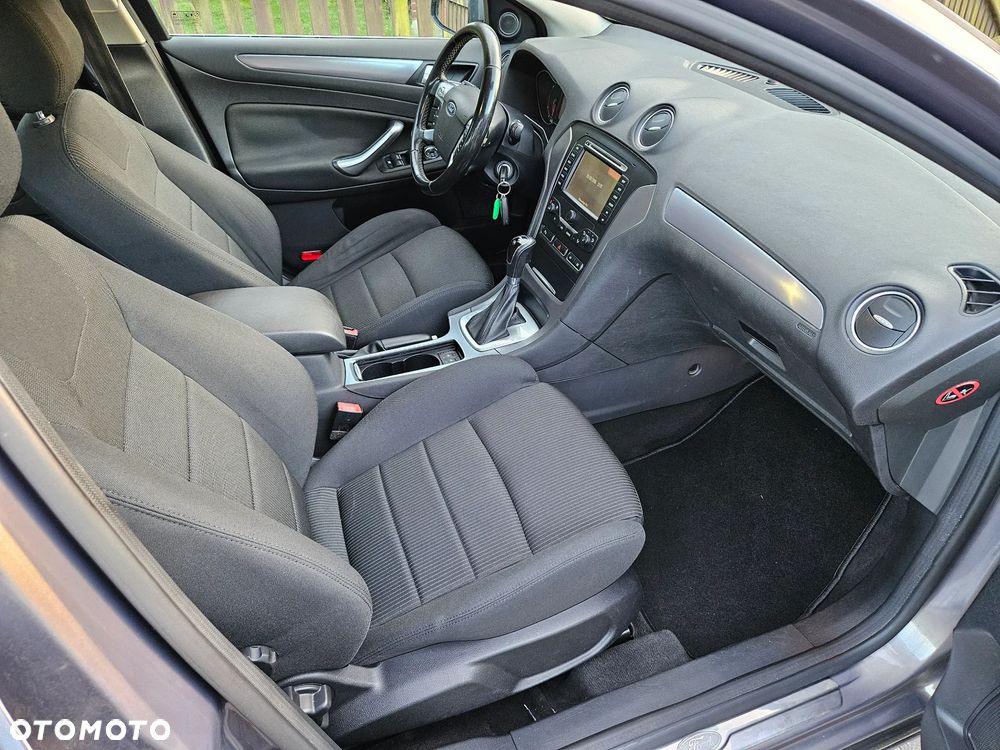 Ford Mondeo 2.0 TDCi Ambiente - 5
