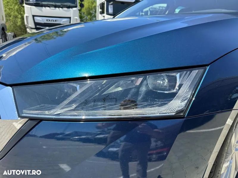 Skoda Octavia 2.0 TDI DSG Style - 22