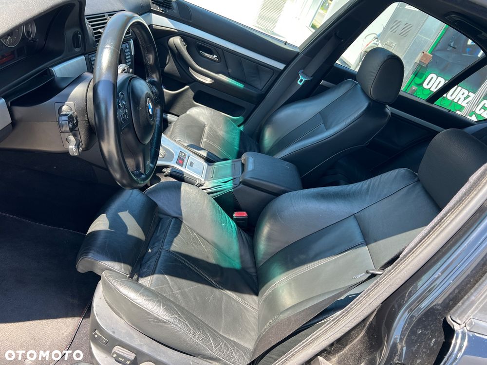 BMW Seria 5 - 25