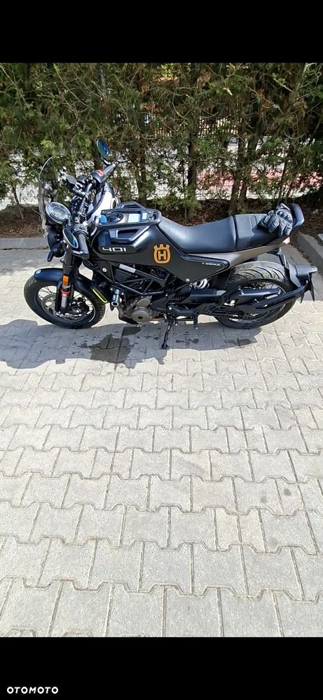 Husqvarna Svartpilen - 22