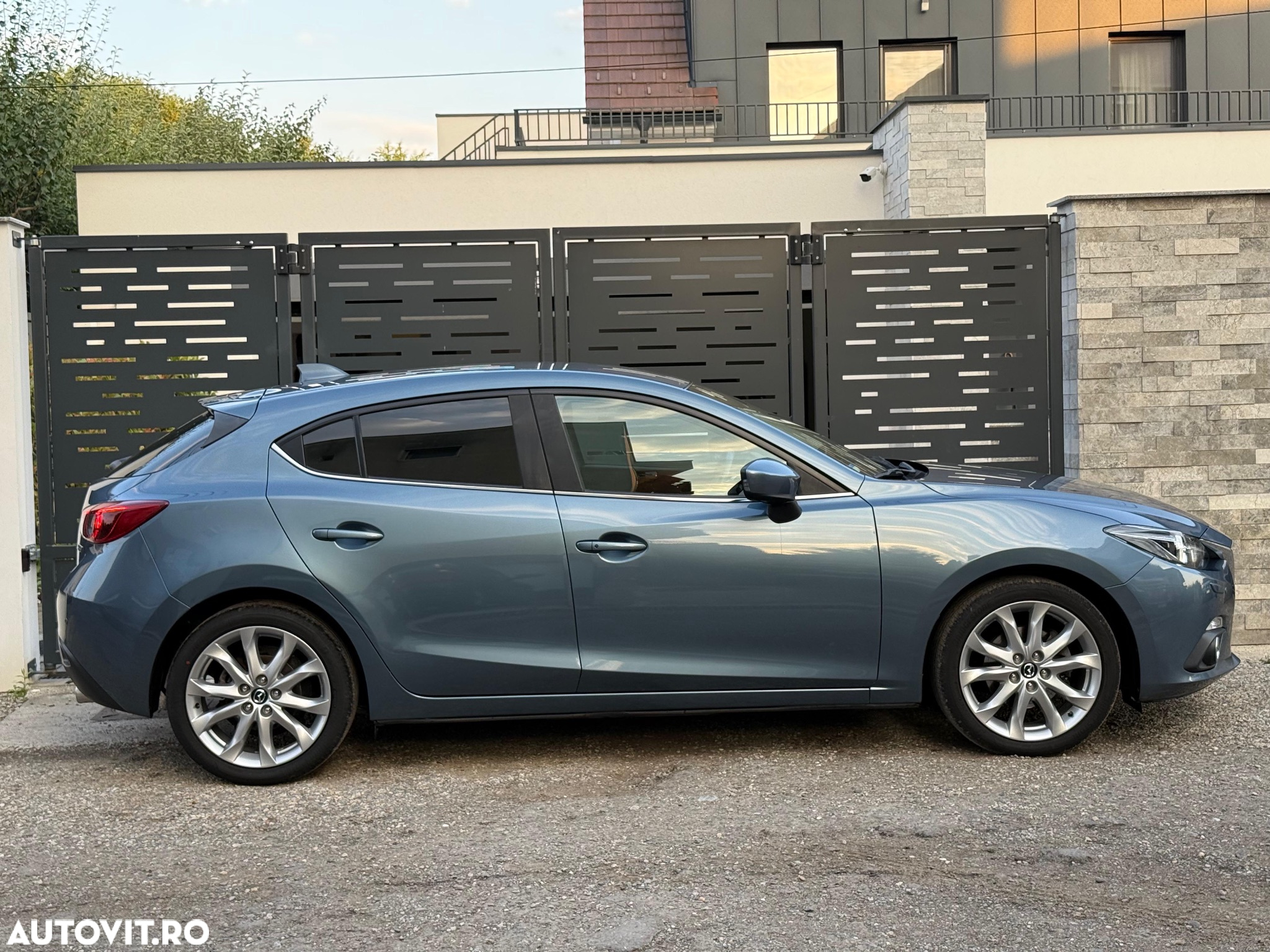 Mazda 3 SKYACTIV-G 120 Exclusive-Line - 22