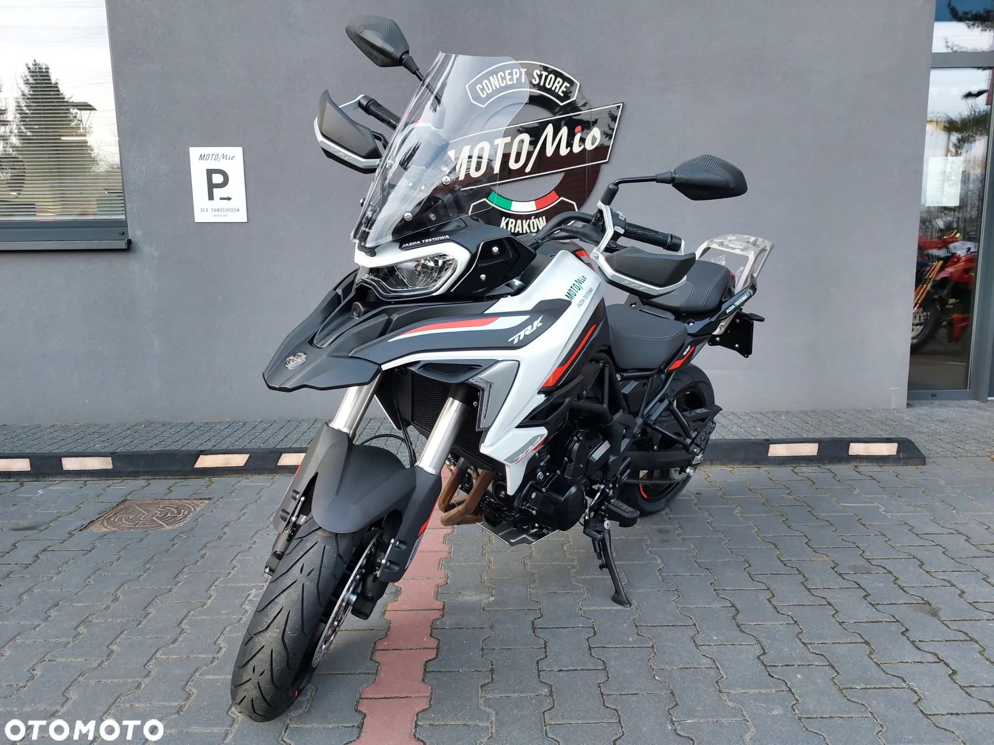 Benelli TRK 702 - 3