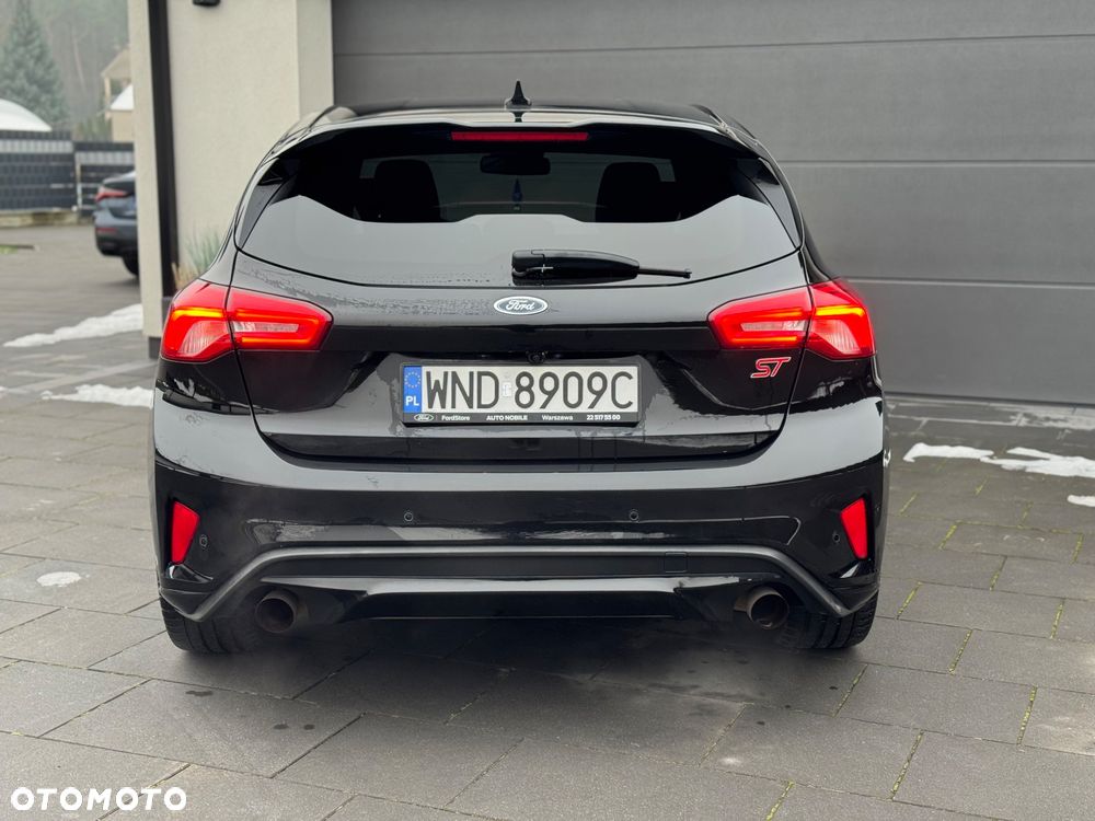 Ford Focus 2.3 EcoBoost ST - 14