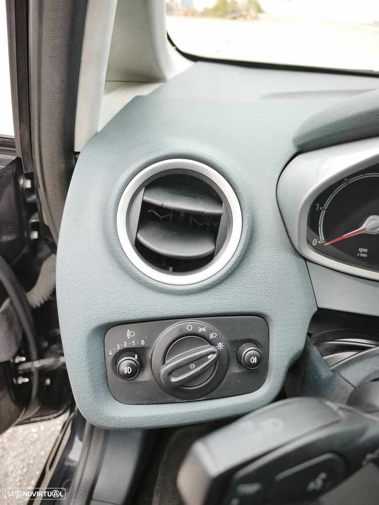 Ford Fiesta 1.6 TDCi Titanium - 7
