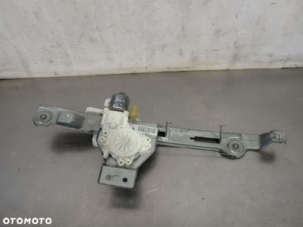 PODNOŚNIK SZYB PRAWY TYŁ DODGE CALIBER  05074232AA  0130822278 - 1