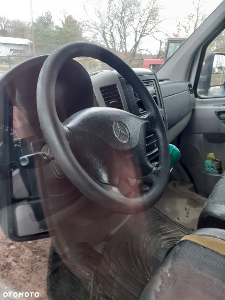 Mercedes-Benz SPRINTER - 7