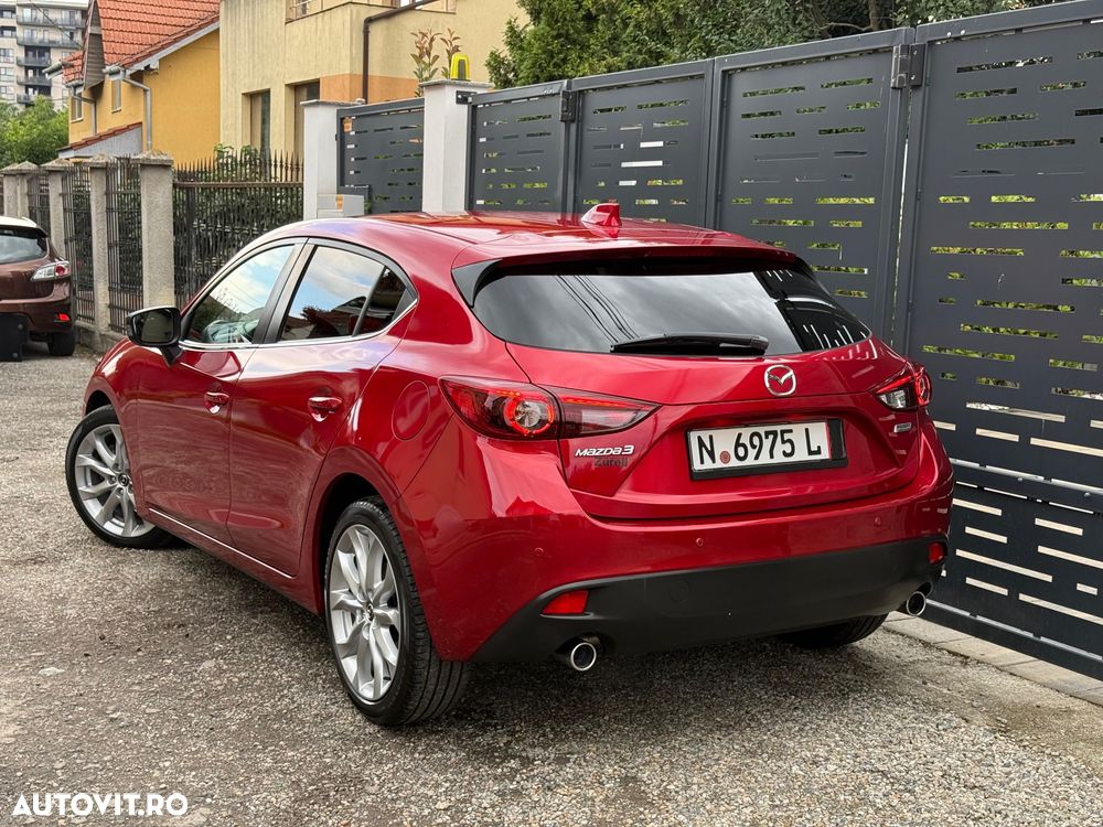 Mazda 3 - 3