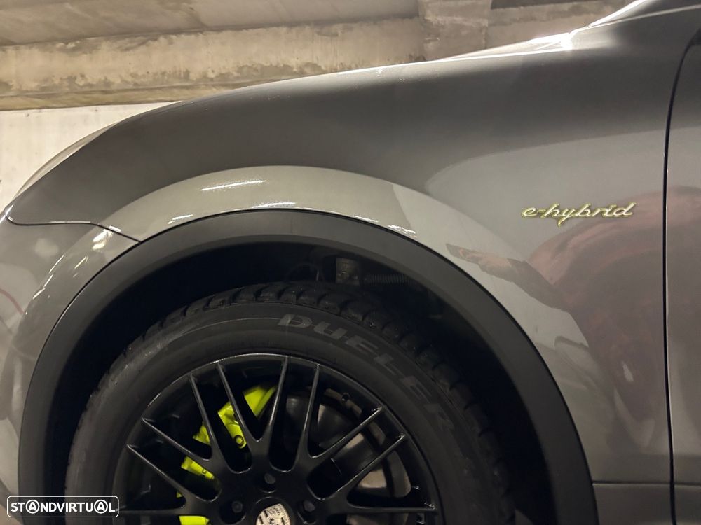 Porsche Cayenne S E-Hybrid - 15