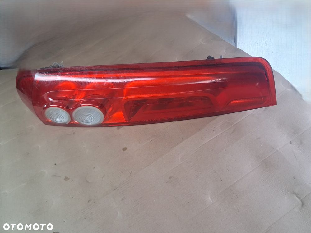 Lampa tył FORD FIESTA MK5  3D  lift lewa  OE