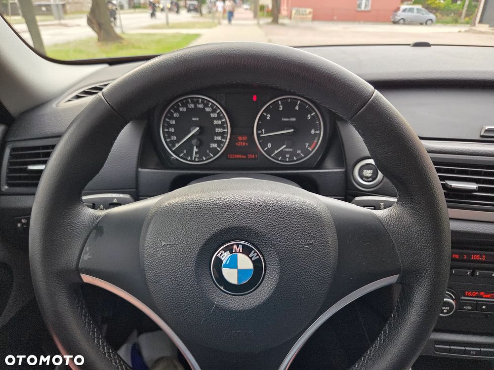 BMW X1 sDrive18i - 12