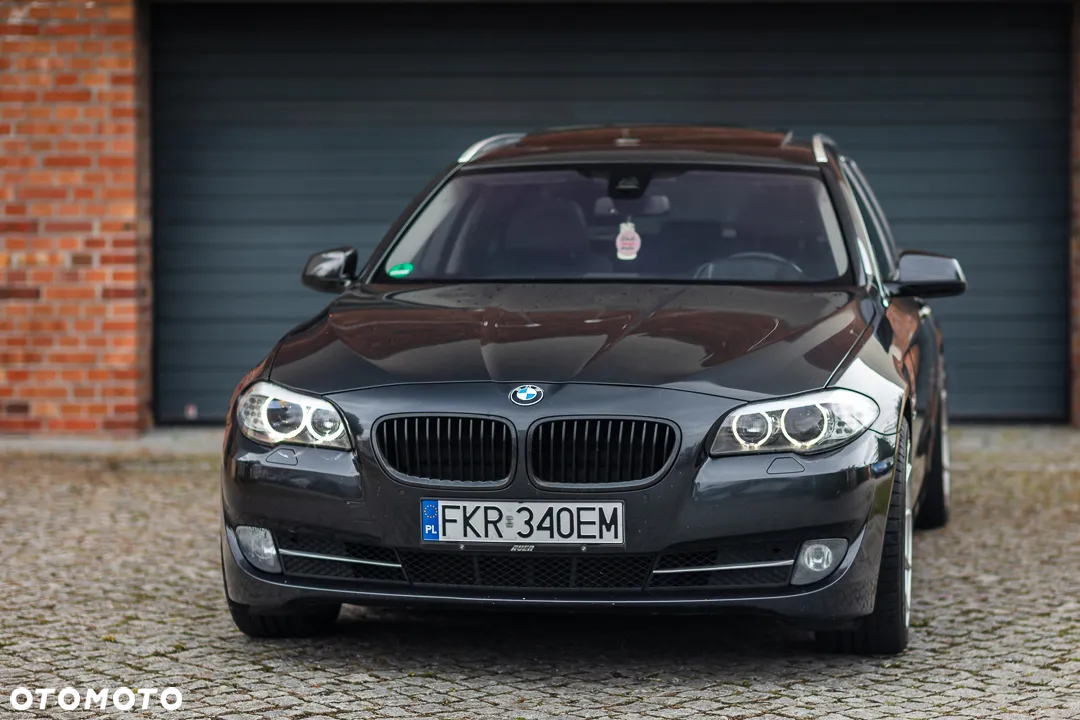 BMW Seria 5 530d xDrive - 3