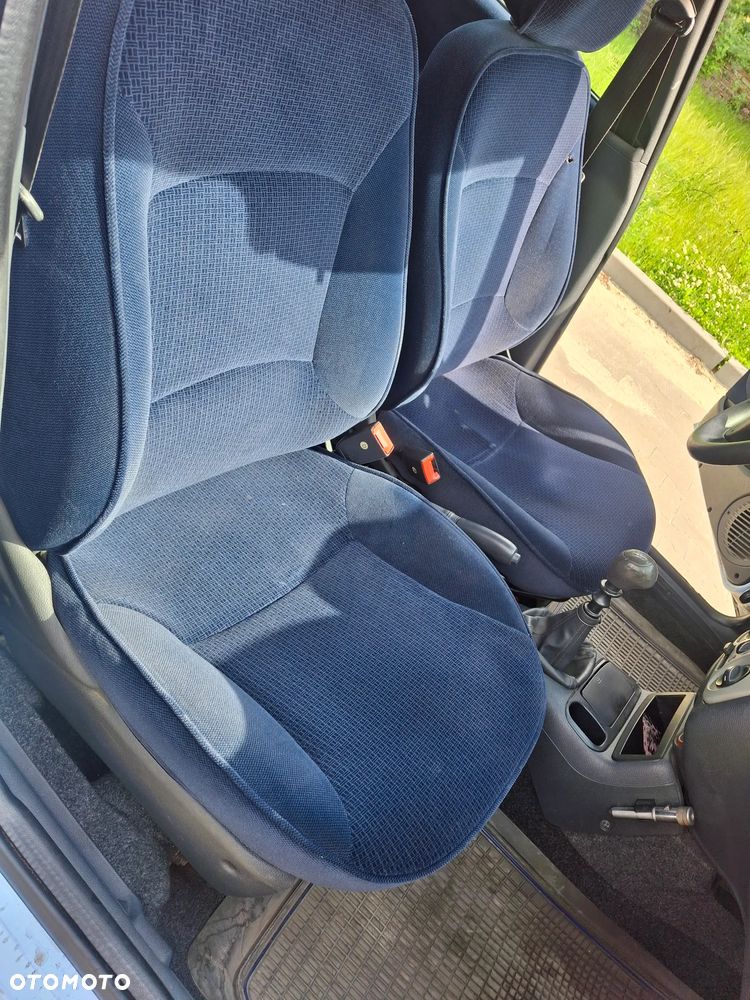 Fiat Albea 1.2 16V Actual / EL - 17