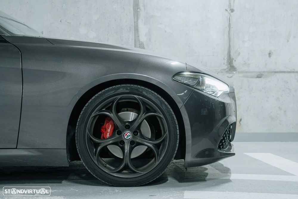 Alfa Romeo Giulia 2.2 D Super AT8 - 5