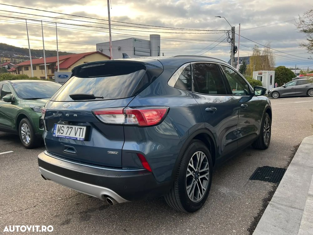 Ford Kuga - 4