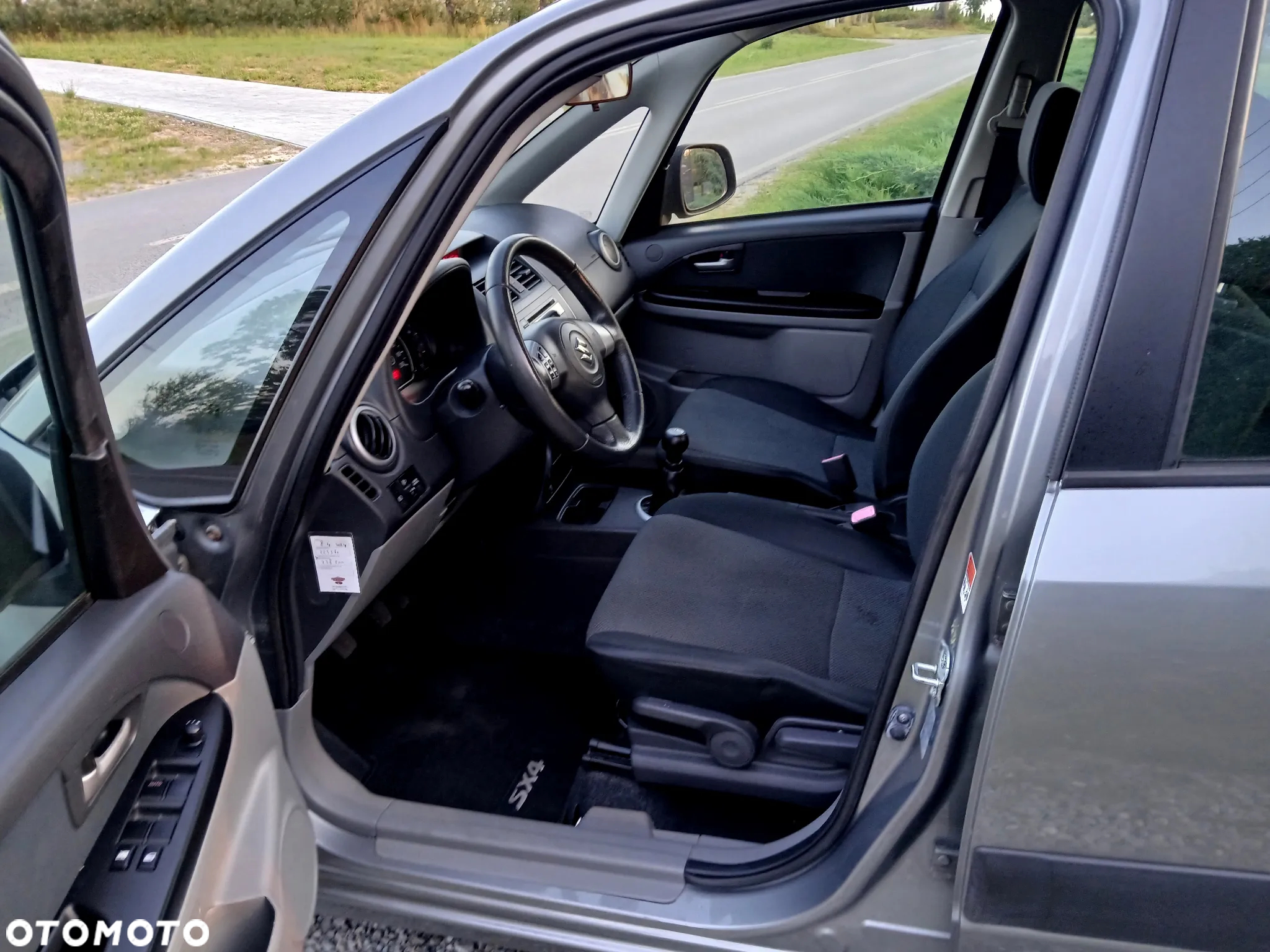 Suzuki SX4 1.6 Premium Outdoor - 10