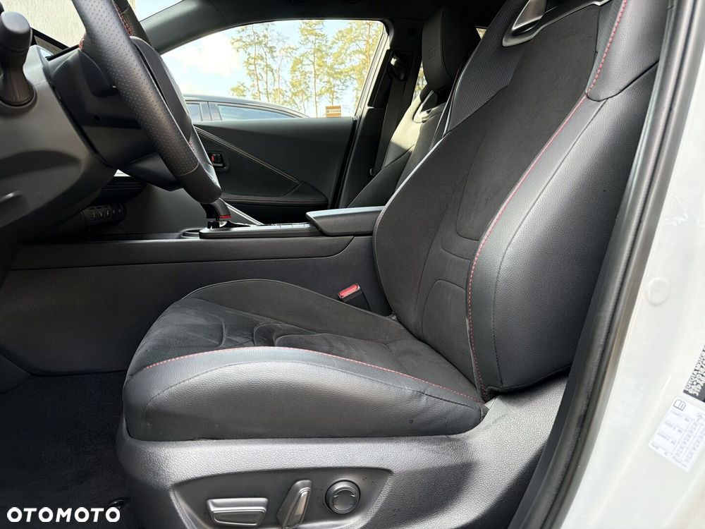 Toyota C-HR - 22