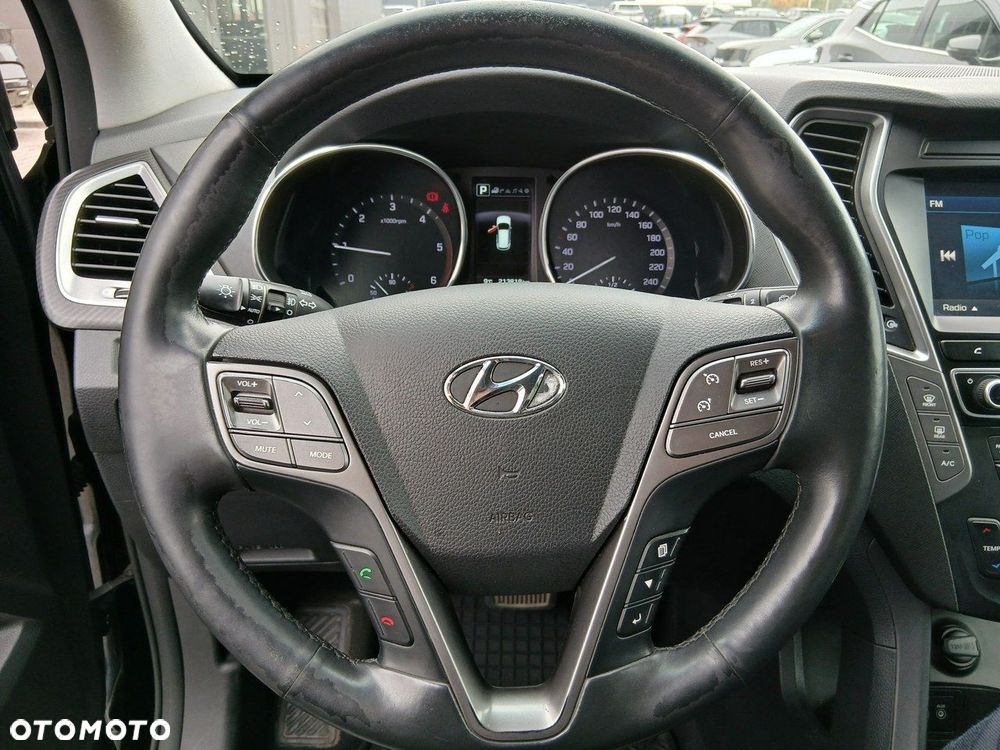 Hyundai Santa Fe - 32