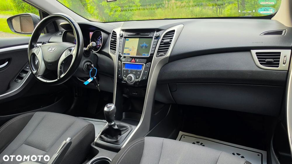 Hyundai i30 1.4 Fifa World Cup Edition - 9