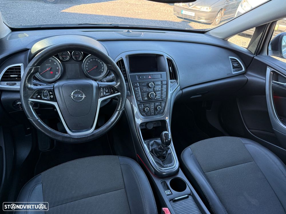 Opel Astra 1.7 CDTi Cosmo Start/Stop - 8