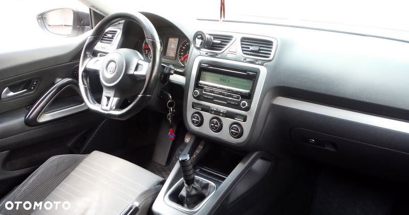 Volkswagen Scirocco 2.0 TDI Blue Motion Technologie Edition - 26