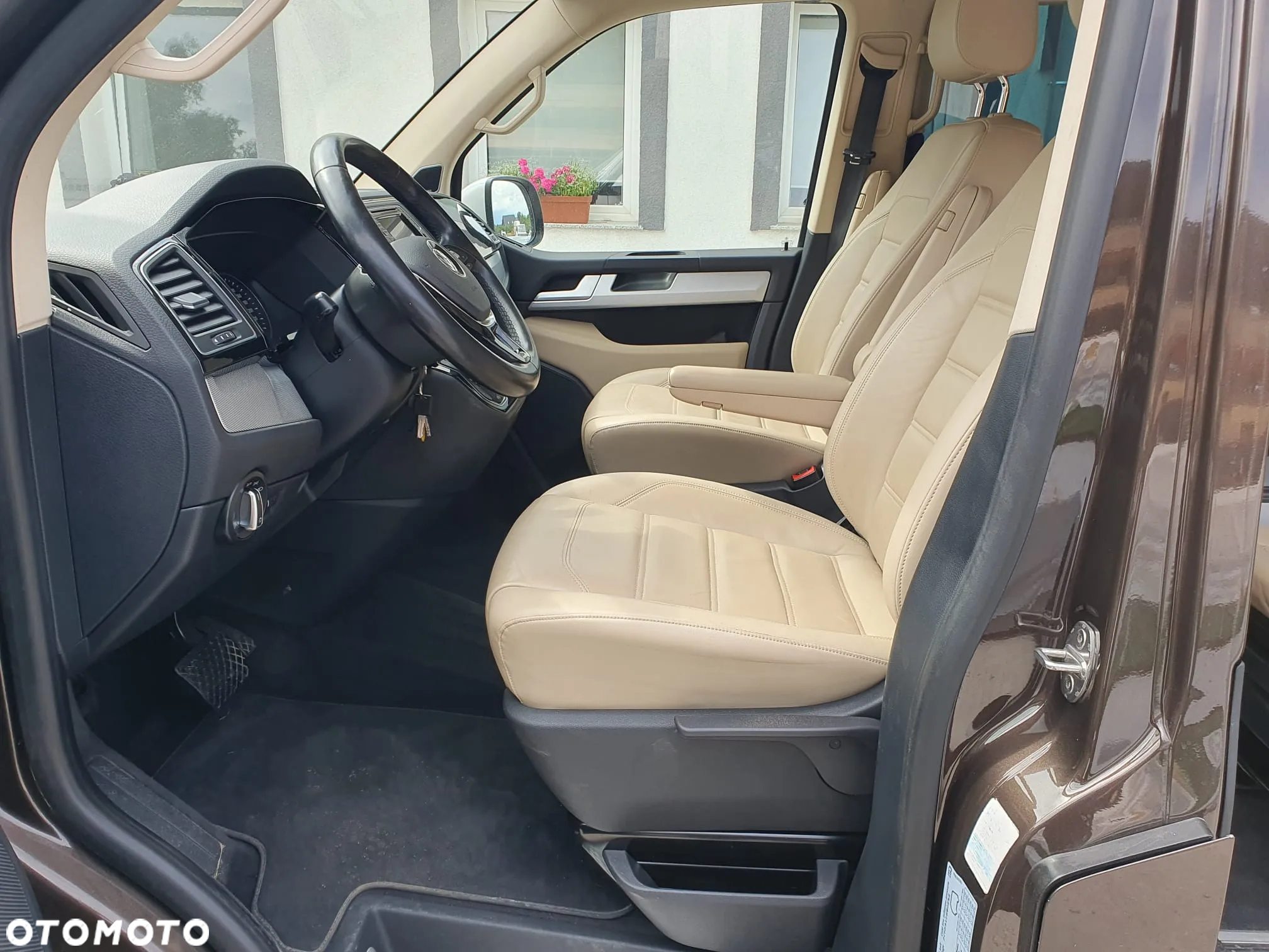 Volkswagen Multivan 2.0 BiTDI L1 Business 4Motion DSG - 14