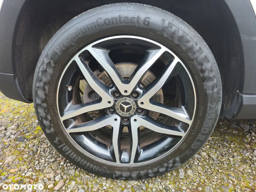 Mercedes-Benz GLA 250 4-Matic - 25