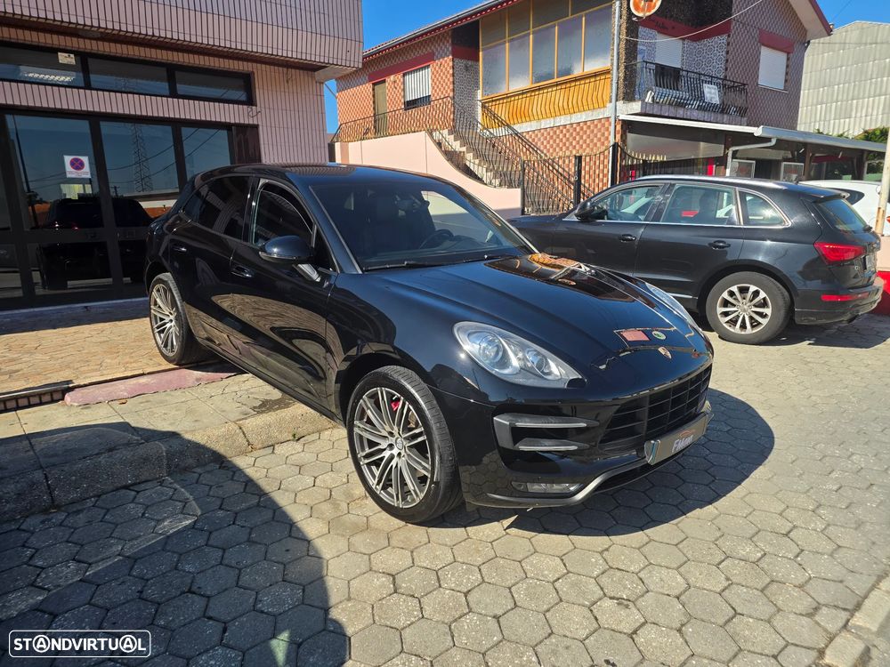 Porsche Macan Turbo PDK - 3
