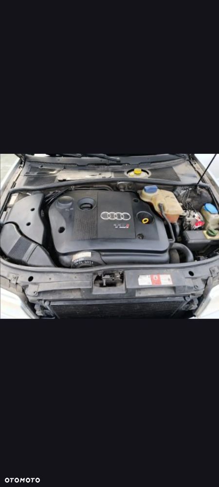 Audi A4 Limousine - 13