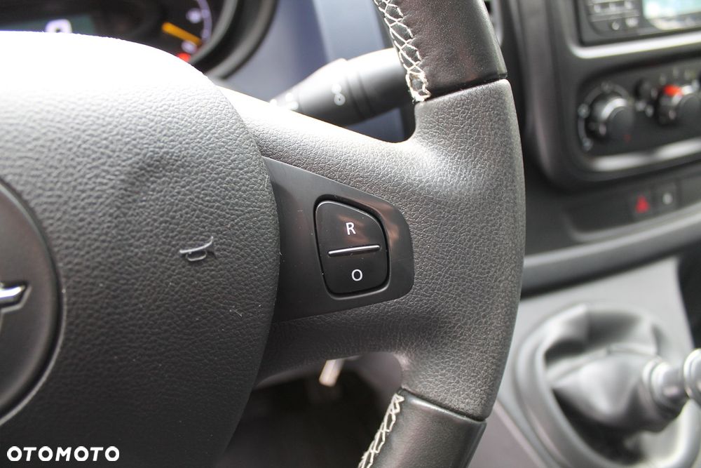 Opel Vivaro - 27
