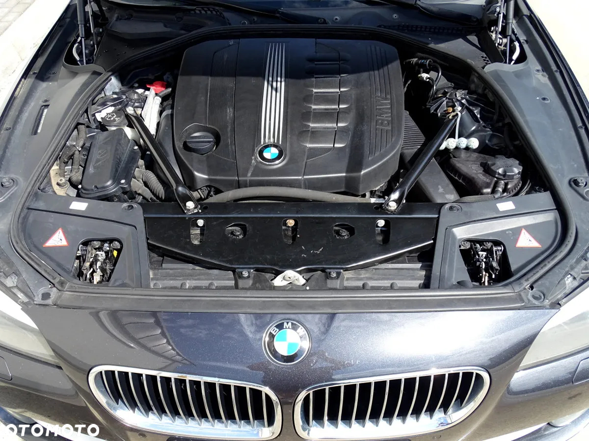 BMW Seria 5 525d - 20