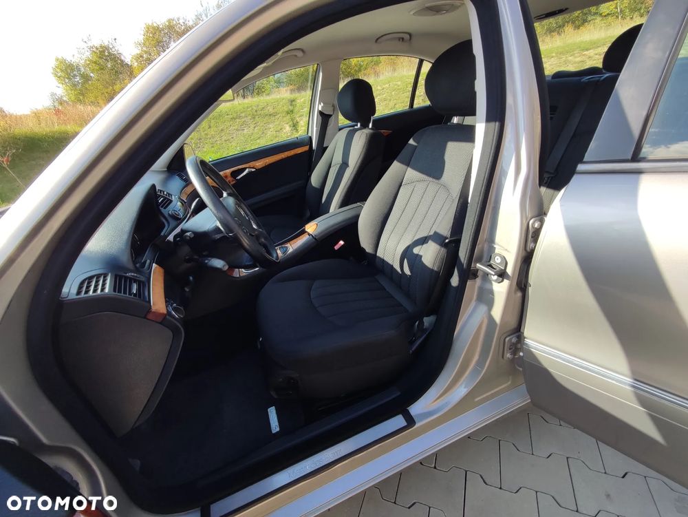 Mercedes-Benz Klasa E 220 CDI Elegance - 6