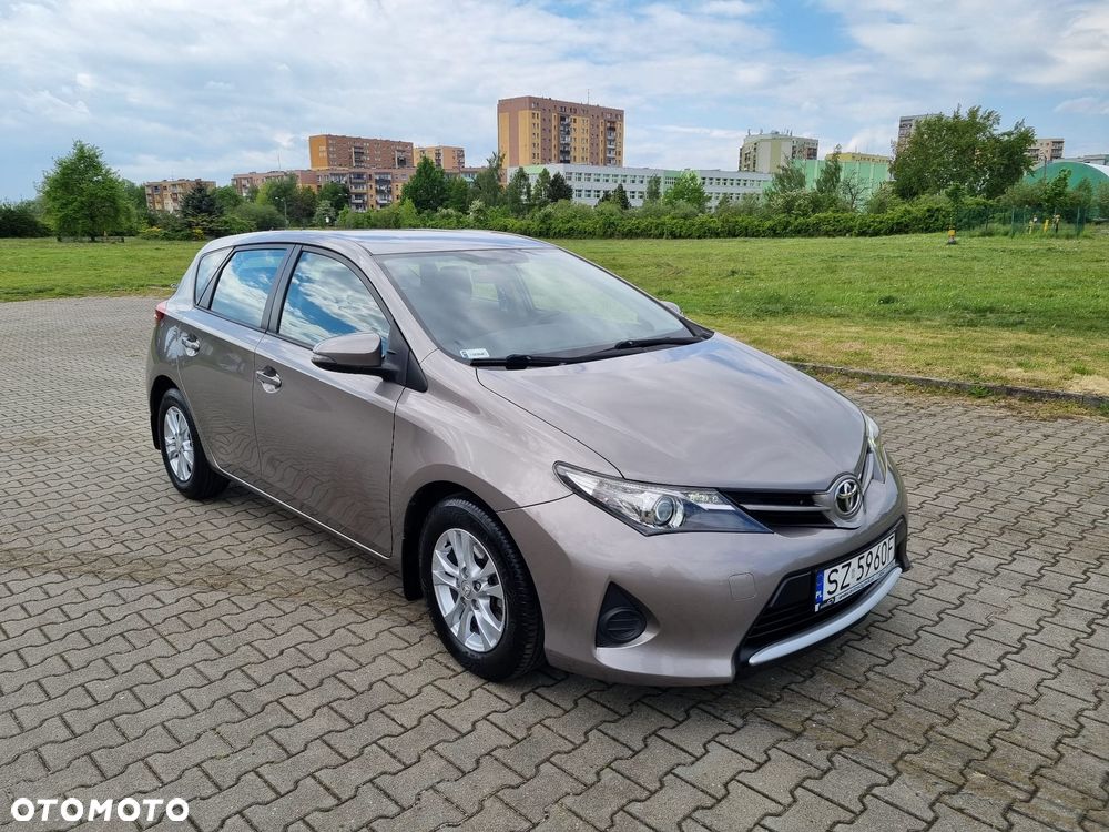 Toyota Auris 1.33 VVT-i Active - 13