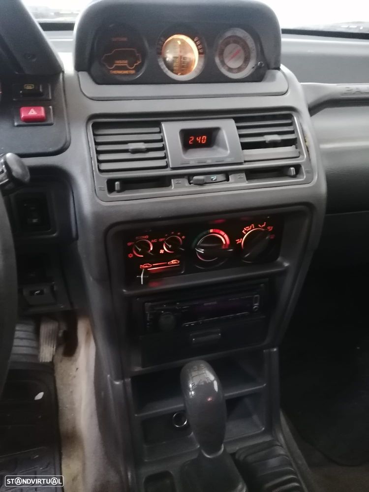 Mitsubishi Pajero 2.5 TD GLX - 7