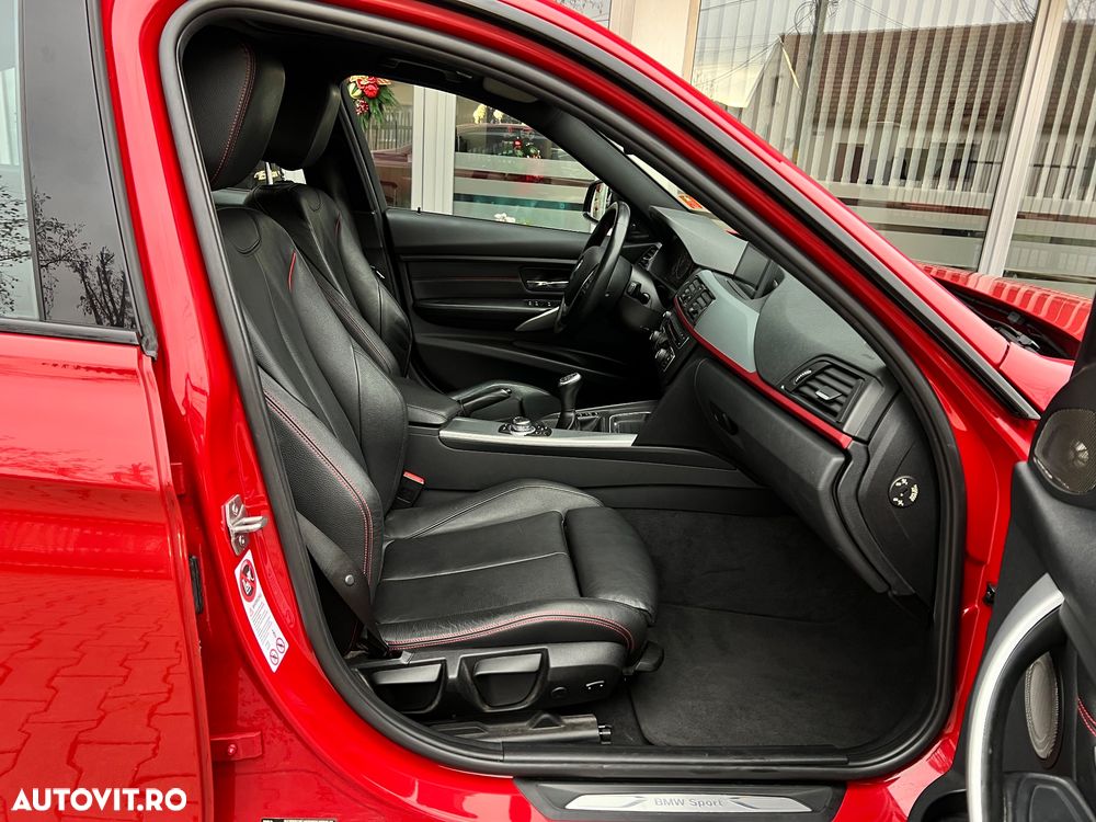 BMW Seria 3 320d - 17