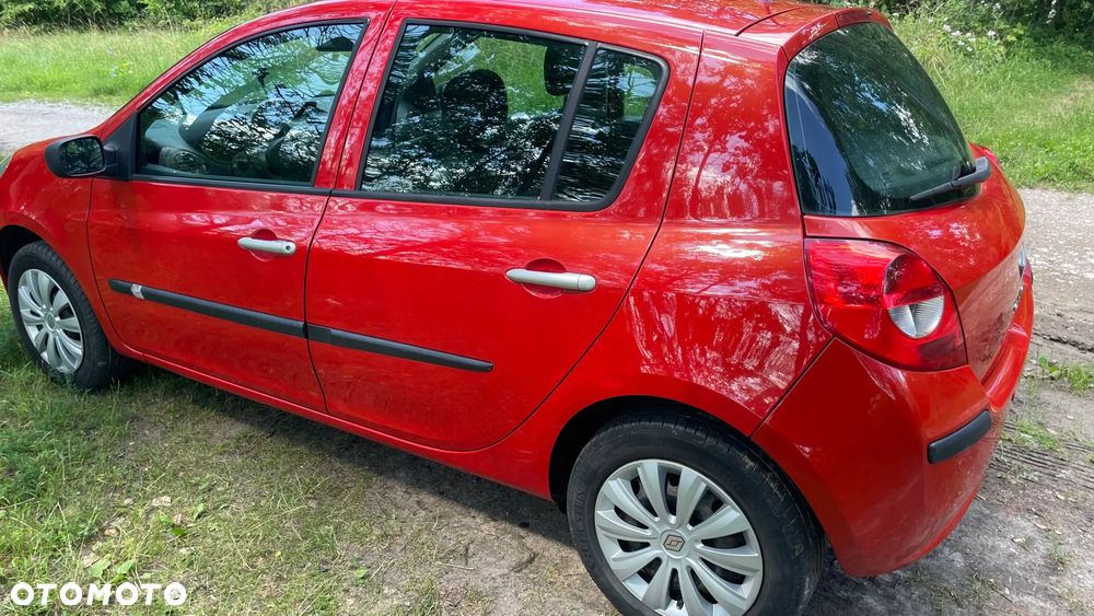 Renault Clio 1.2 16V All Inclusive - 3