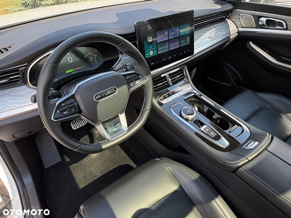 Skywell ET5 72kWh Luxury - 13