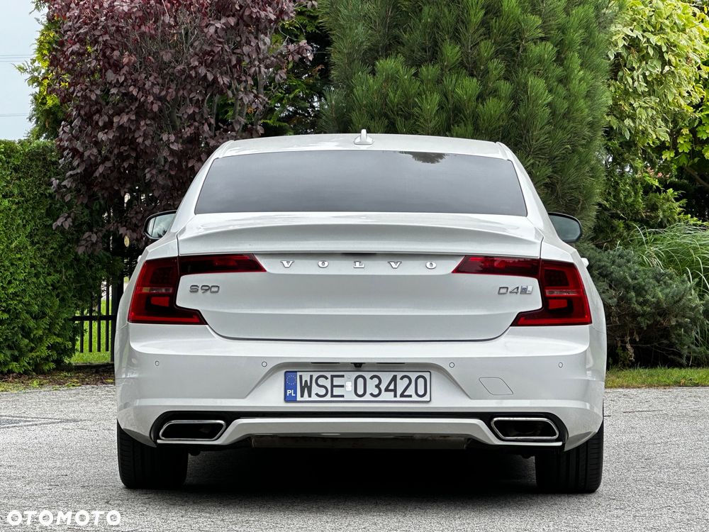 Volvo S90 D4 R-Design - 18