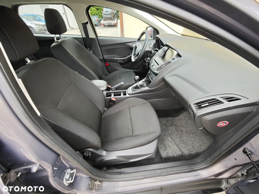 Ford Focus 1.0 EcoBoost Start-Stopp-System Business Edition - 27