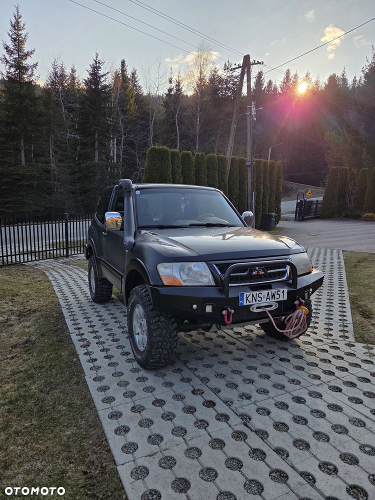 Mitsubishi Pajero - 5
