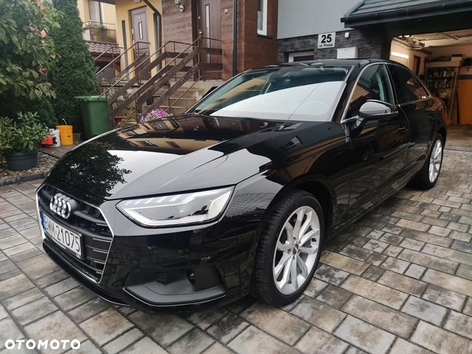 Audi A4 Limousine - 1