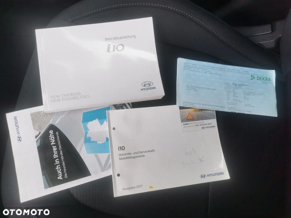 Hyundai i10 1.0 Premium - 17