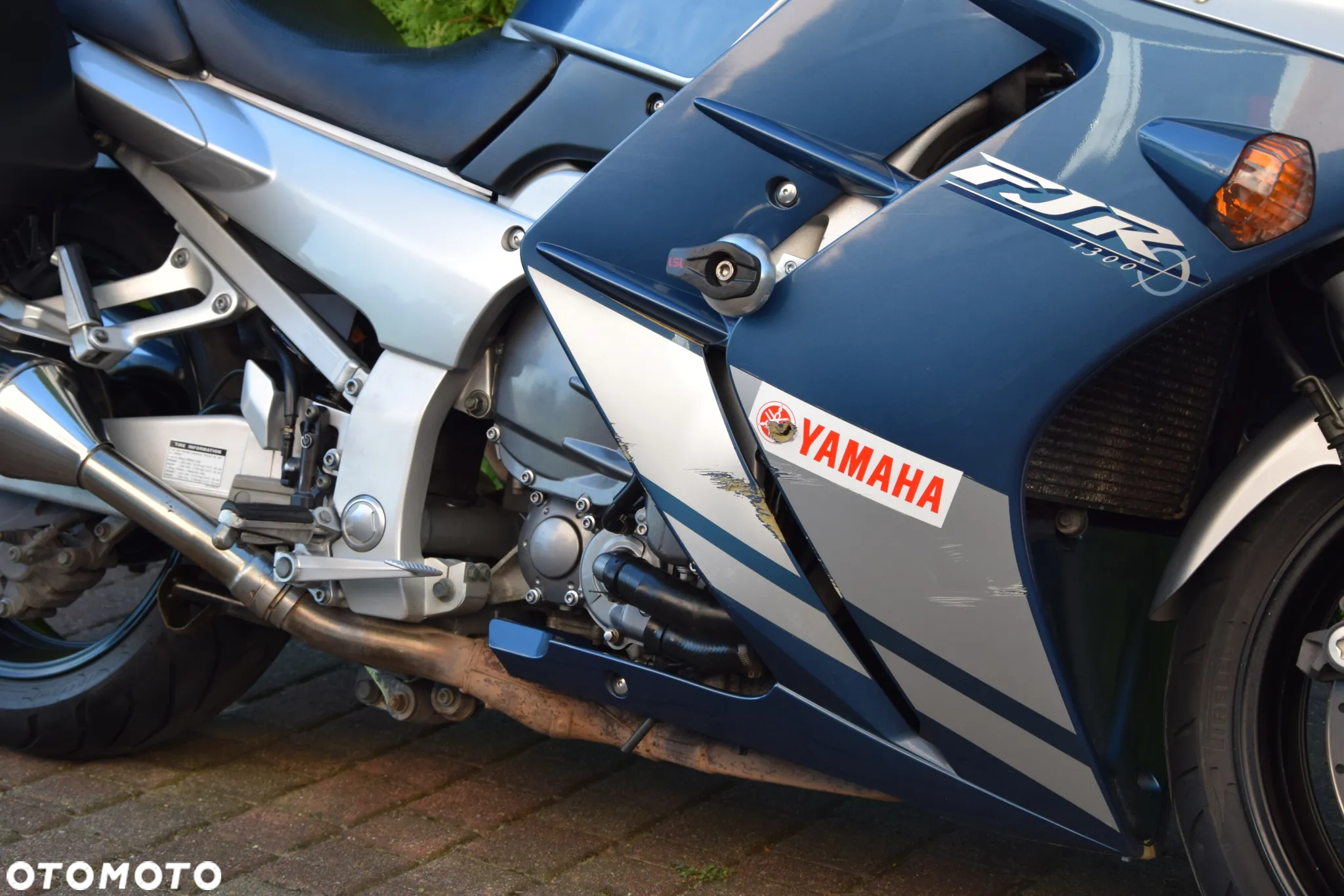 Yamaha FJR - 10