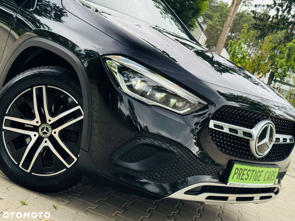 Mercedes-Benz GLA 200 d 8G-DCT Progressive - 22