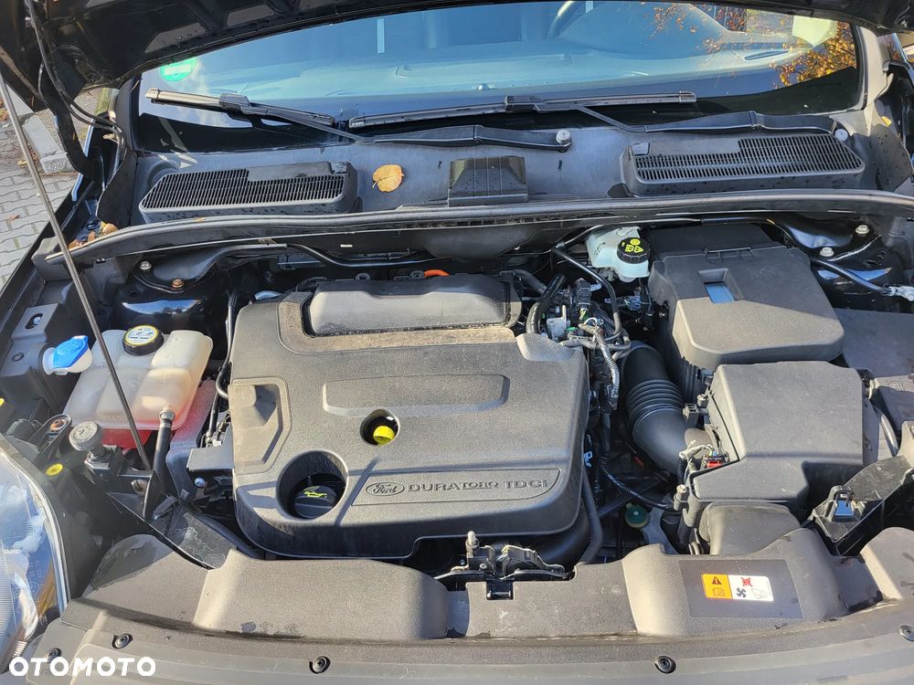 Ford Kuga 2.0 TDCi 2x4 Titanium - 19