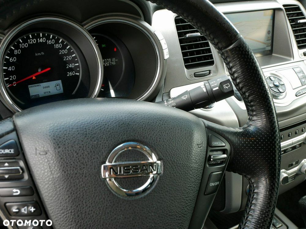 Nissan Murano 2.5 D Premium - 17