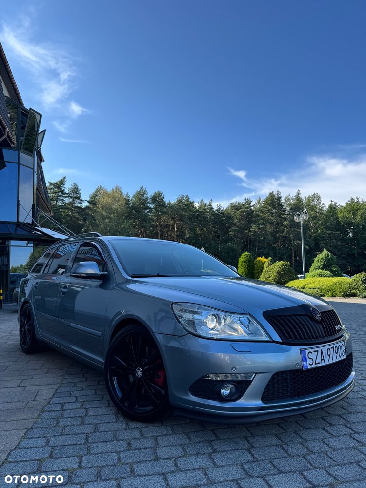 Skoda Octavia 2.0 TDI DPF RS DSG - 9