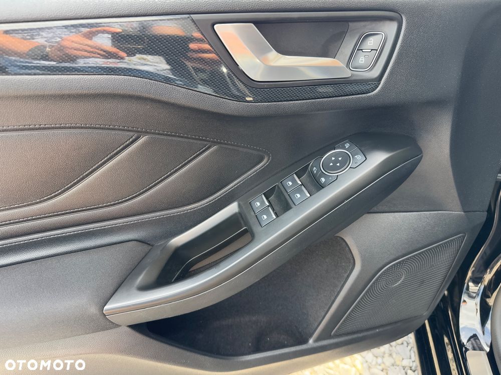 Ford Focus - 27