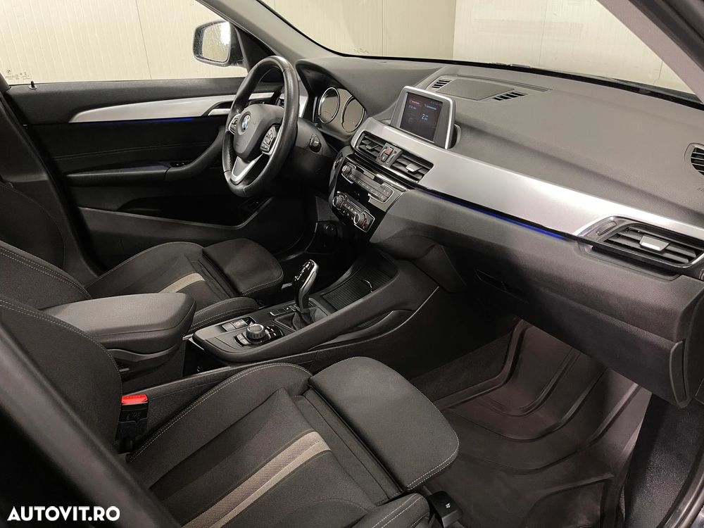 BMW X1 sDrive18d AT - 12