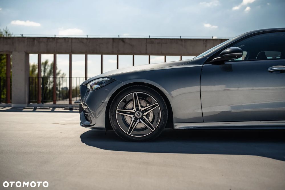 Mercedes-Benz Klasa C 220 d mHEV AMG - 9