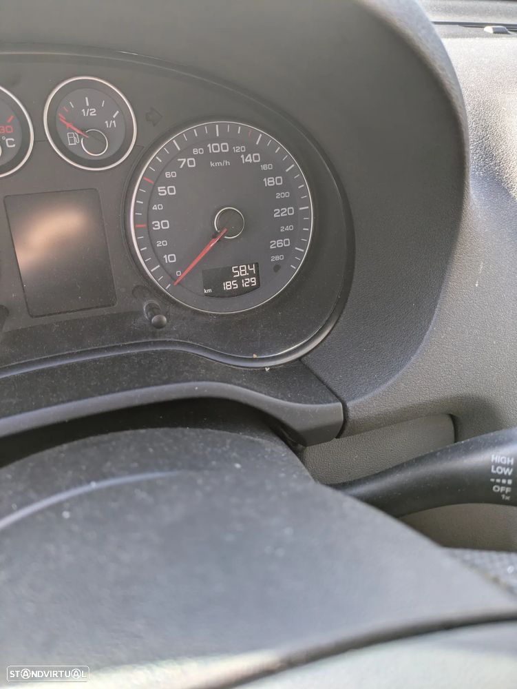 Audi A3 Sportback 1.6 TDI Attraction - 9